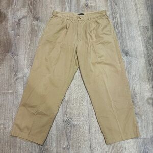 Nike Men's Chino Pants size 36 Golf Straight Flat Front pleated Performance tan